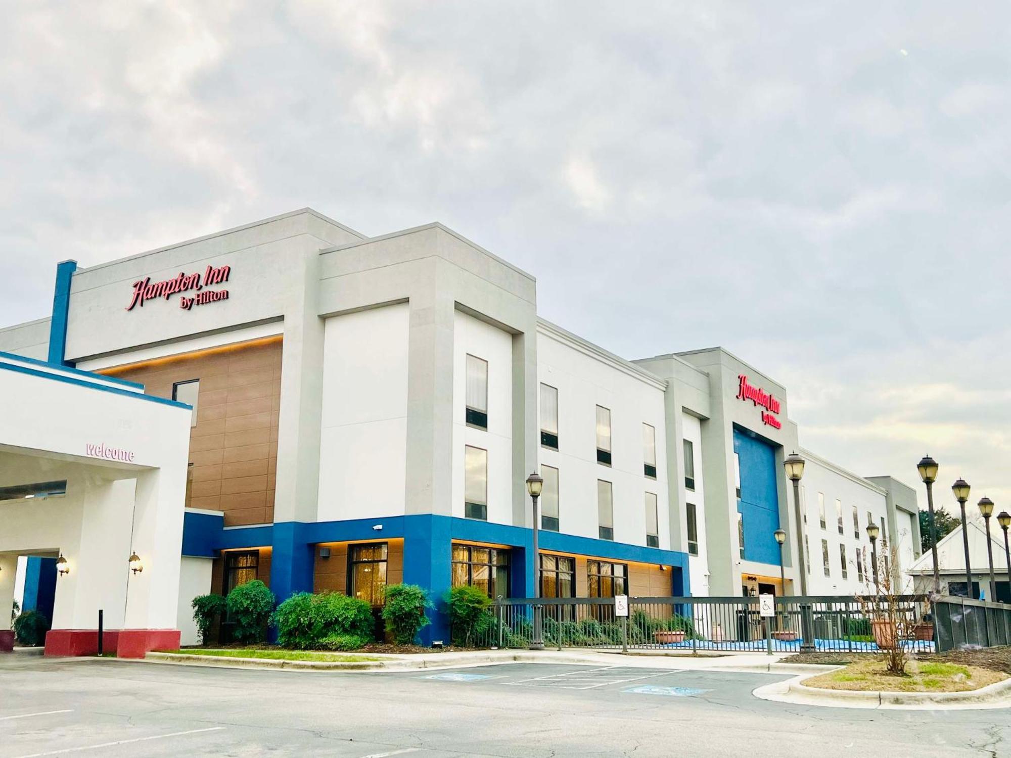 Hampton Inn Stony Creek Bagian luar foto